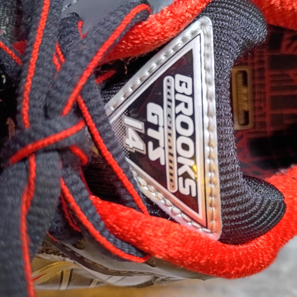 Brooks Adrenaline GTS 14 Mens 8.5 Running Shoes Black Silver Red 1101581D081 Y2K - Picture 3 of 9